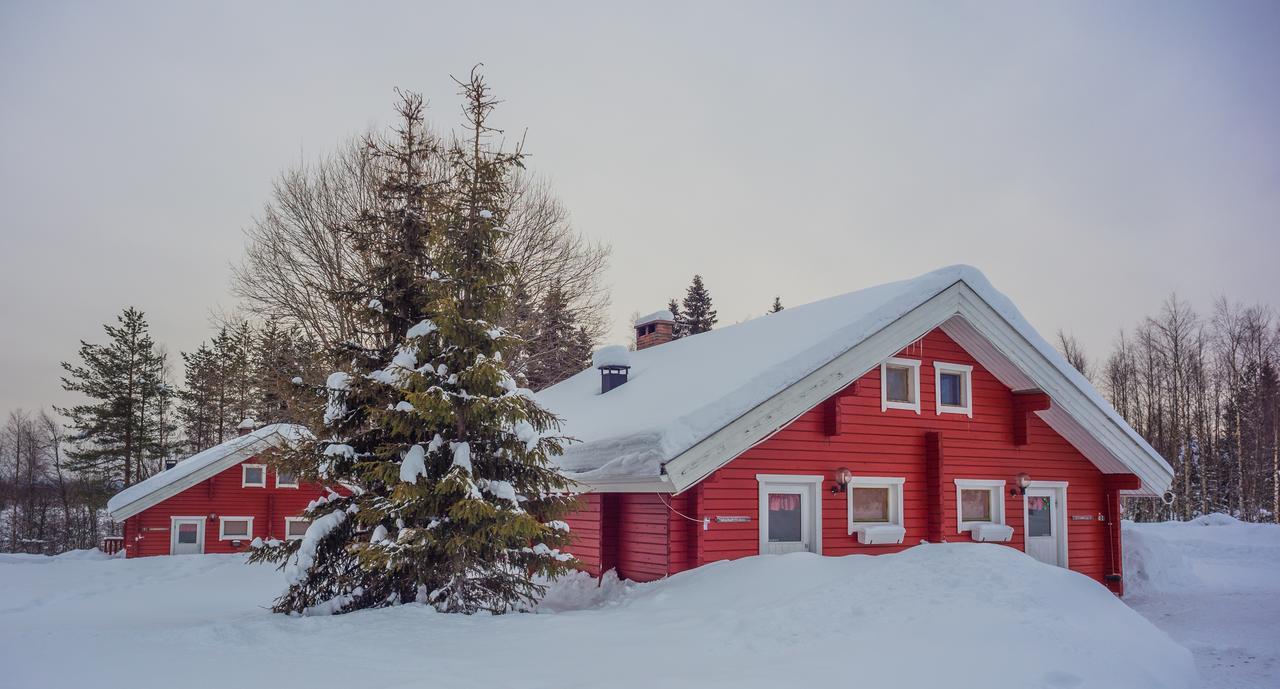 Village Kuukiuru Feriehus
